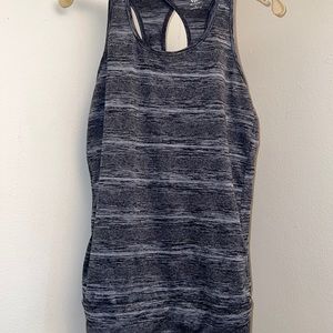 Athletic tank top